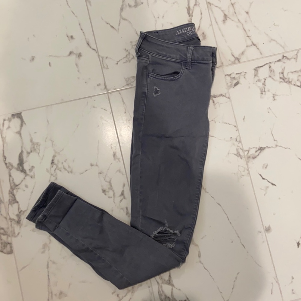 American eagle ripped super stretch jegging | size 0